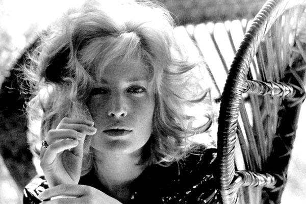 1806d16c 97d1 49e9 9883 2352f17f3ab1 monicavitti