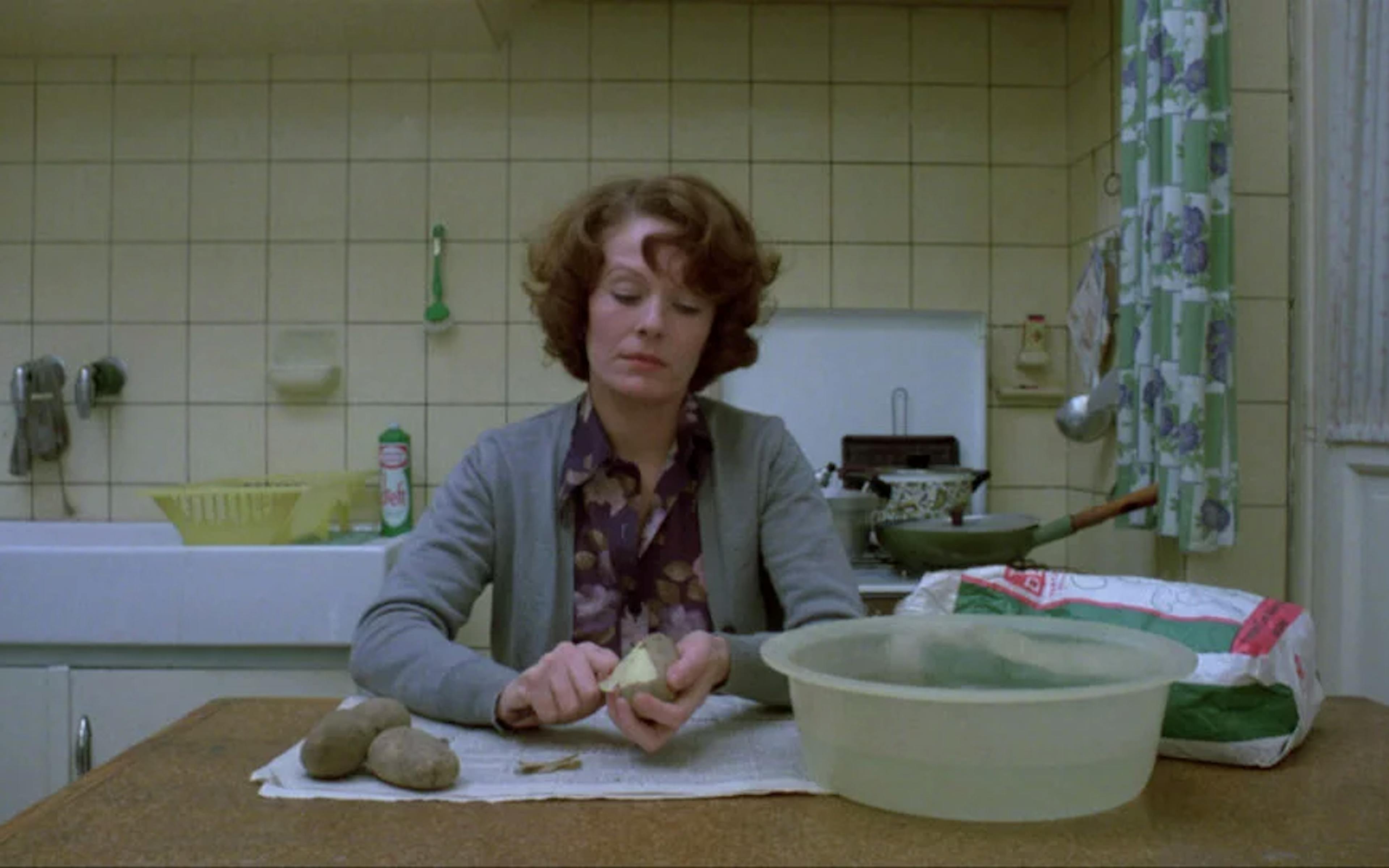 86d1e733 de71 41a6 83dc 4407f4f8df40 jeannedielman 1