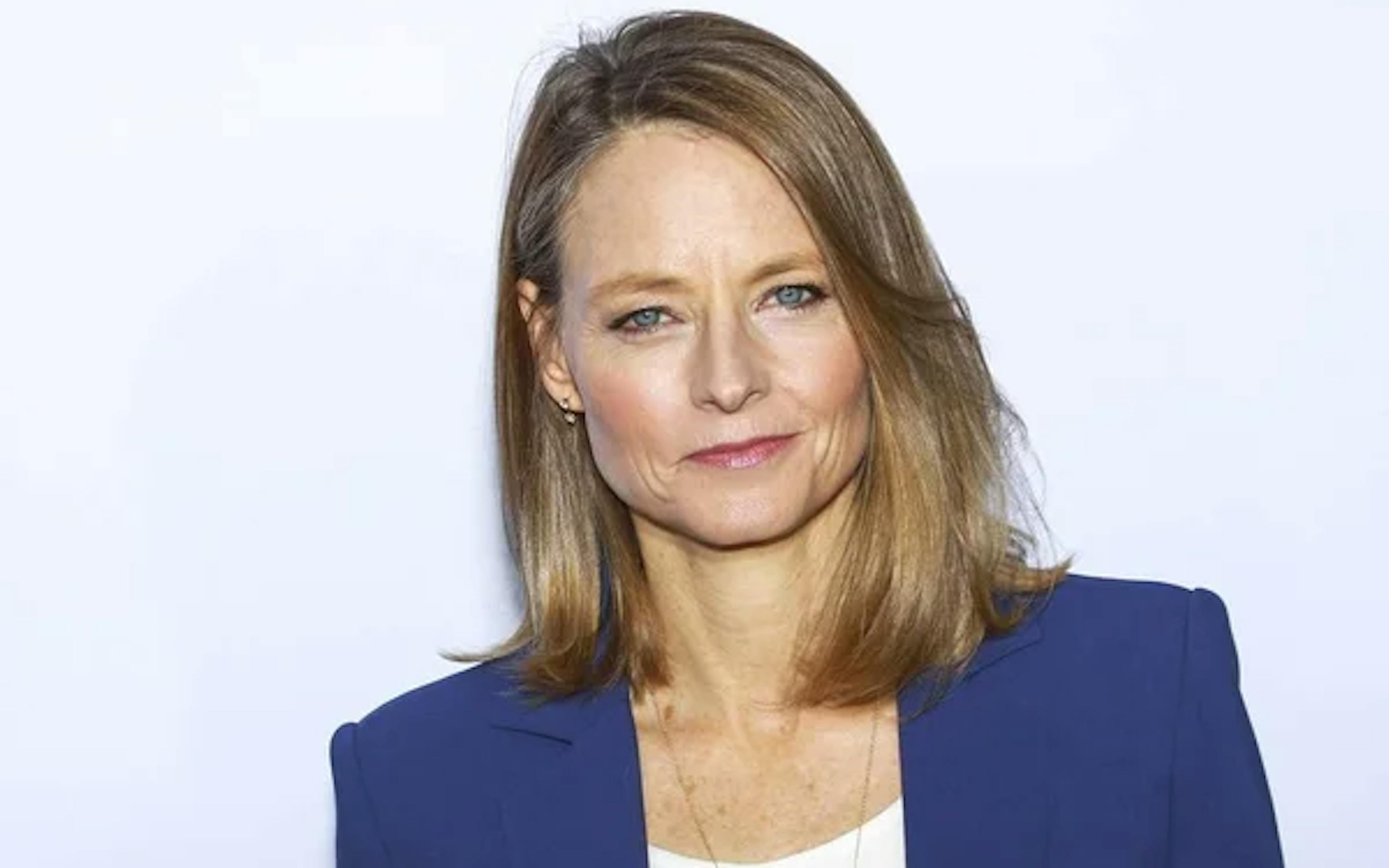 cde22e72 c074 4db1 af26 a20dccd1d1f5 depositphotos 268178438 stock photo jodie foster at arrivals fo