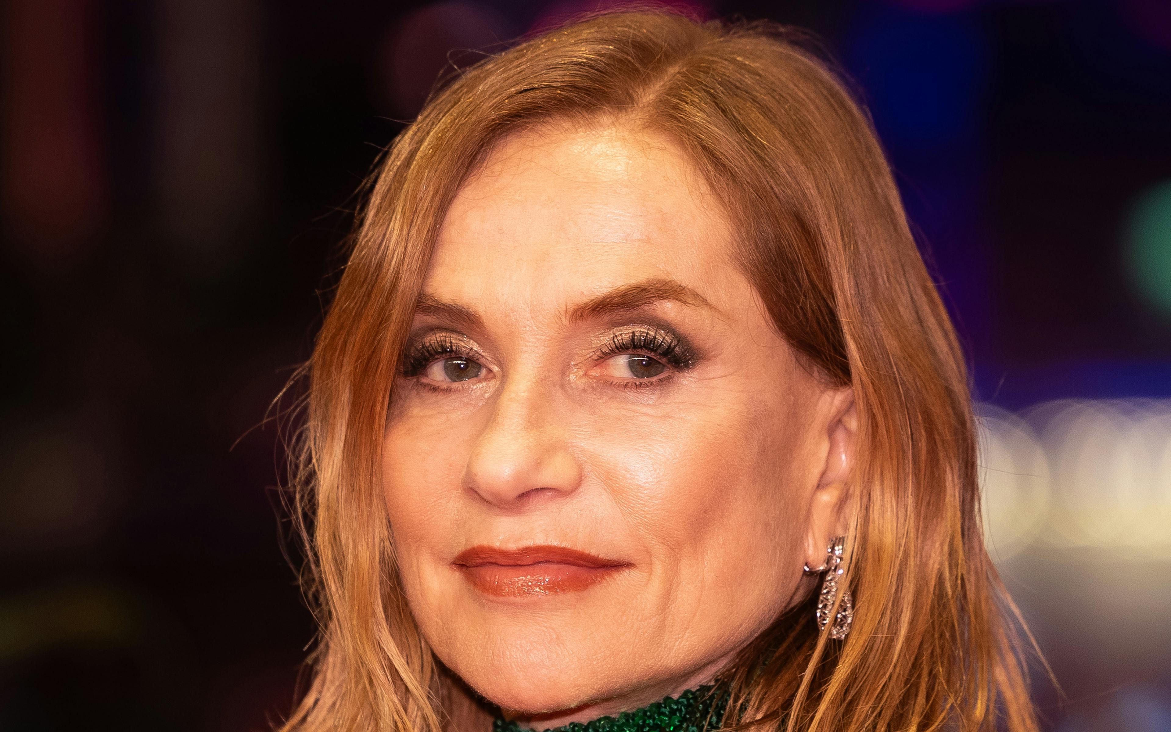 zwzq0of3nbkbxy6q isabelle huppert 68117