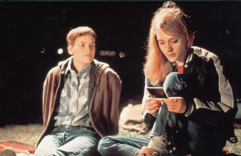 Hilary Swank et Chloë Sevigny dans Boys Don't Cry