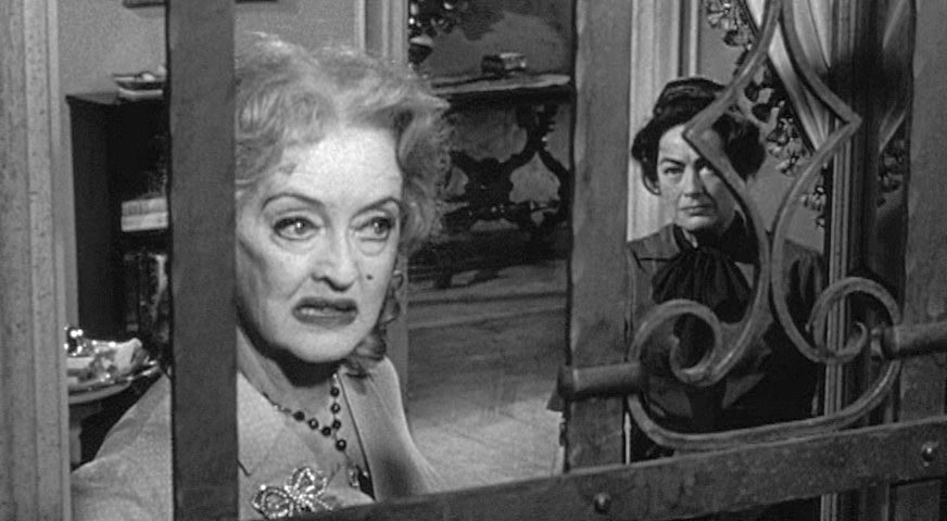 Bette Davis et Joan Crawfort dans Qu'est-il arrivé à Baby Jane ?